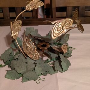 Gold Leaf and Vine Decorative Wreath